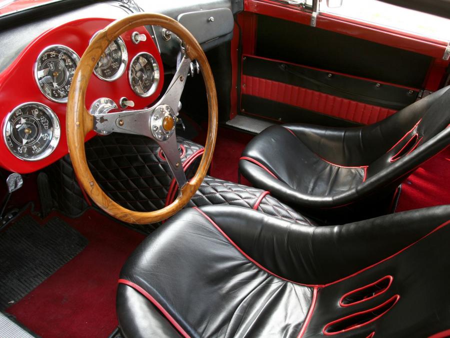 Интерьер Siata Daina SL Sport Boano Berlinetta 1952 года  (фото 3 из 7)